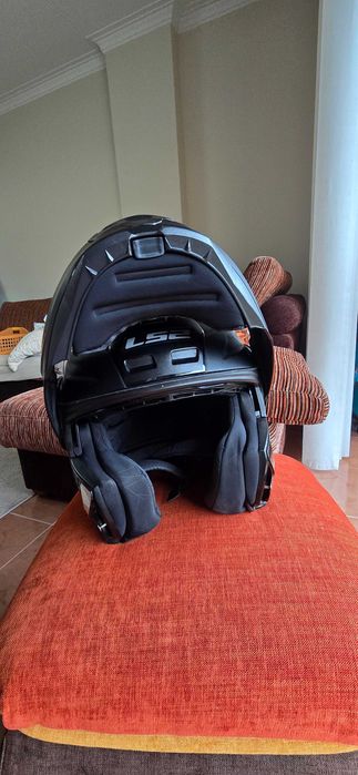 Capacete Modular LS2 FF902 praticamente novo de Novembro 2023