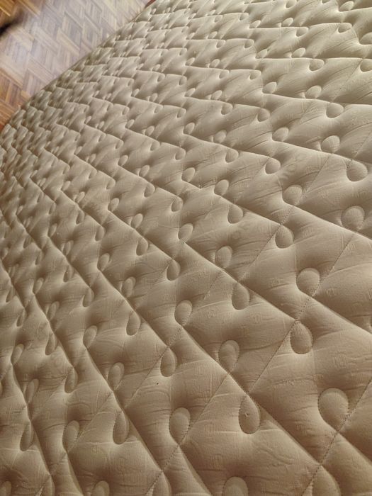 Colchão 150x200 usado Viseu