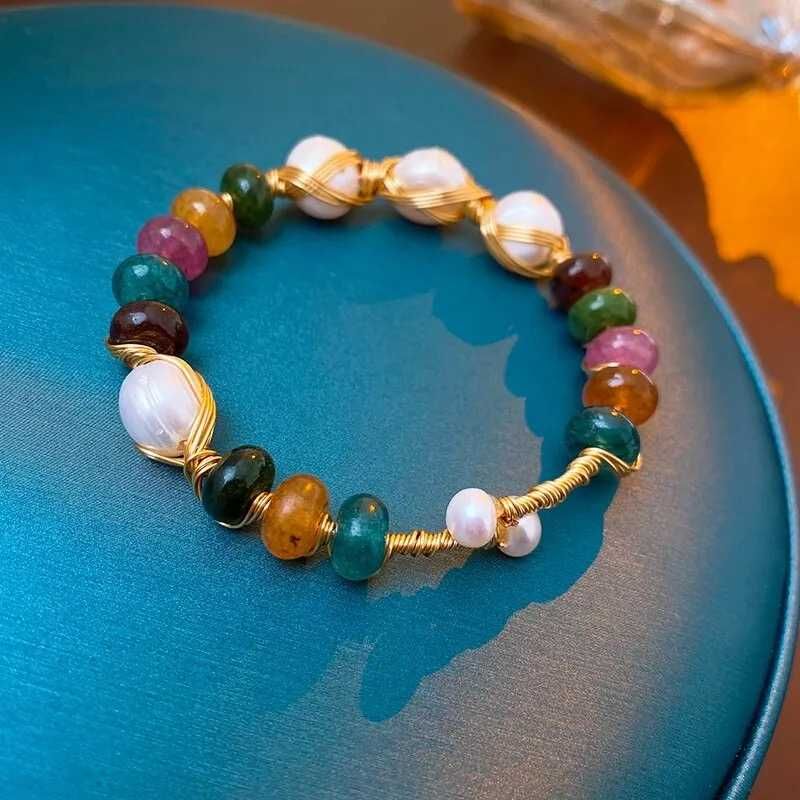 bransoletka boho z perłami i kamieniami naturalnymi