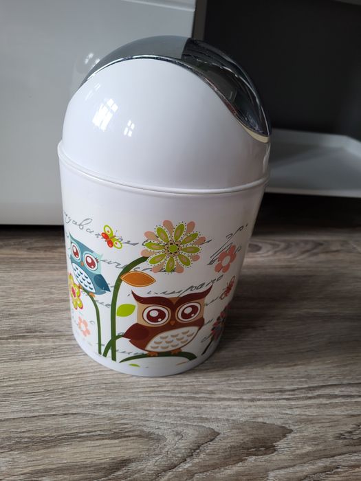 Kosz-kubełek na śmieci