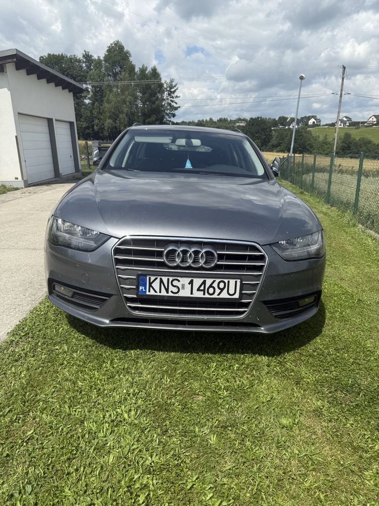 Audi A4 B8 2013 polift