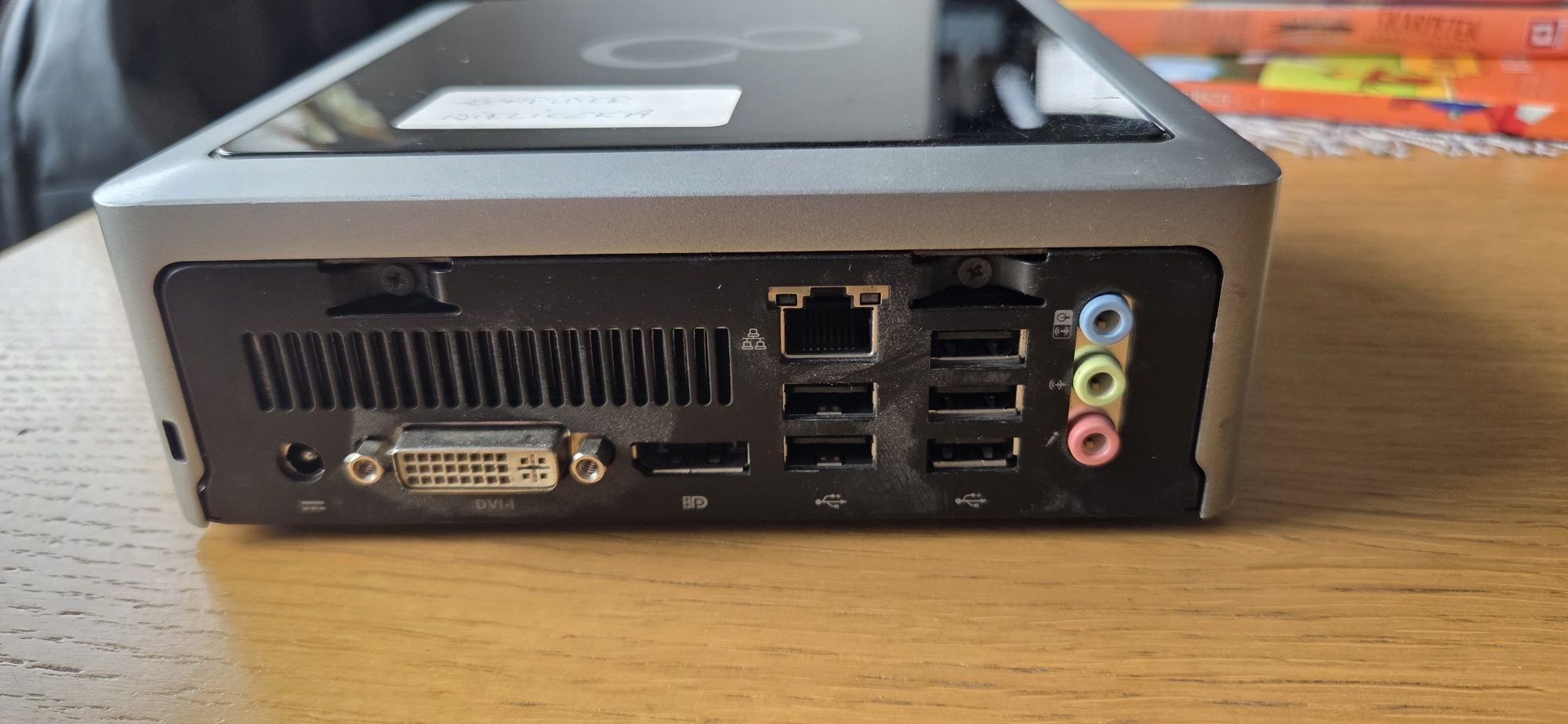 Fujitsu mpc d1009 i3-2350m 4gb 160gb win7 pro