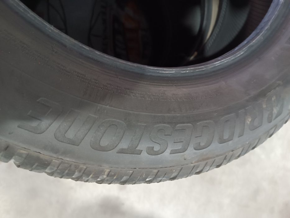Зимові шини Bridgestone Blizzak