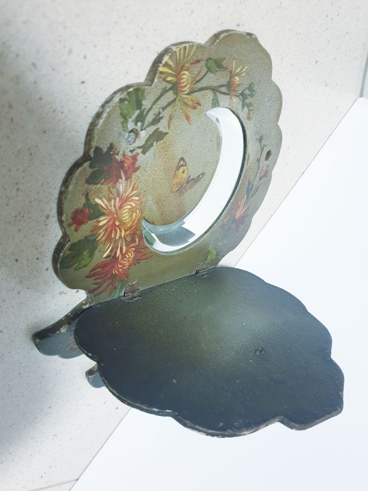 Antiga prateleira dobrável asiática pintada à mão com espelho