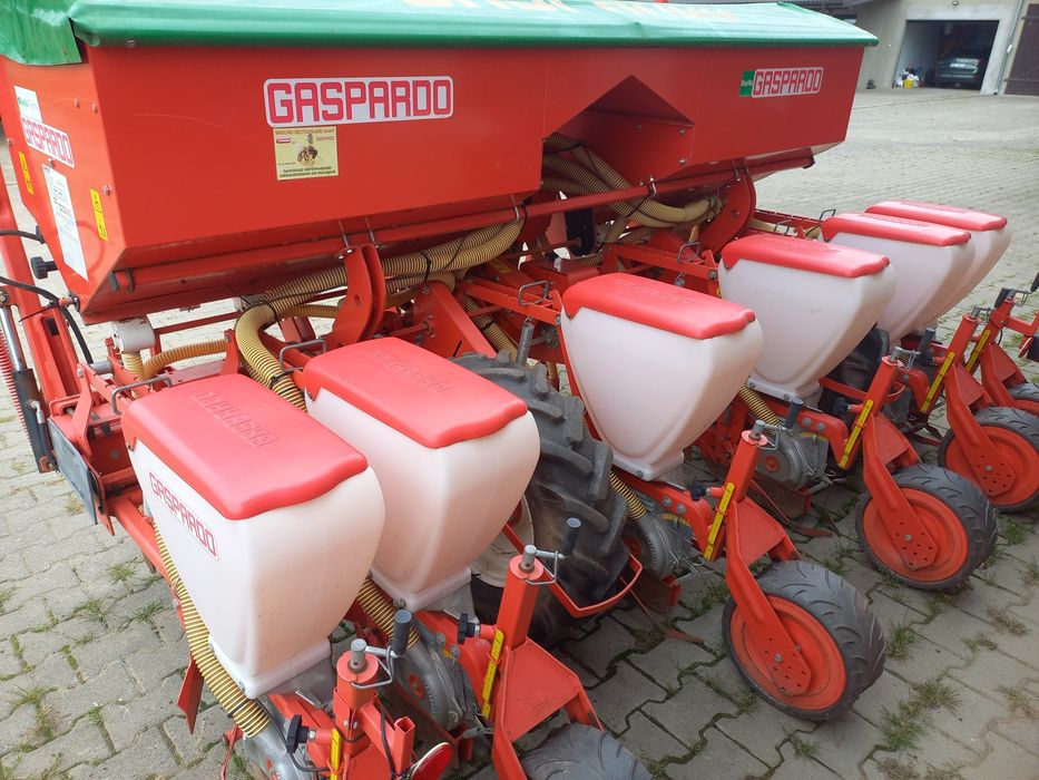 Siewnik do kukurydzy Gaspardo ST 300