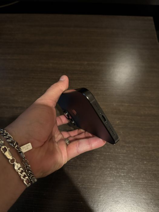 Iphone 16 Pro Max novo