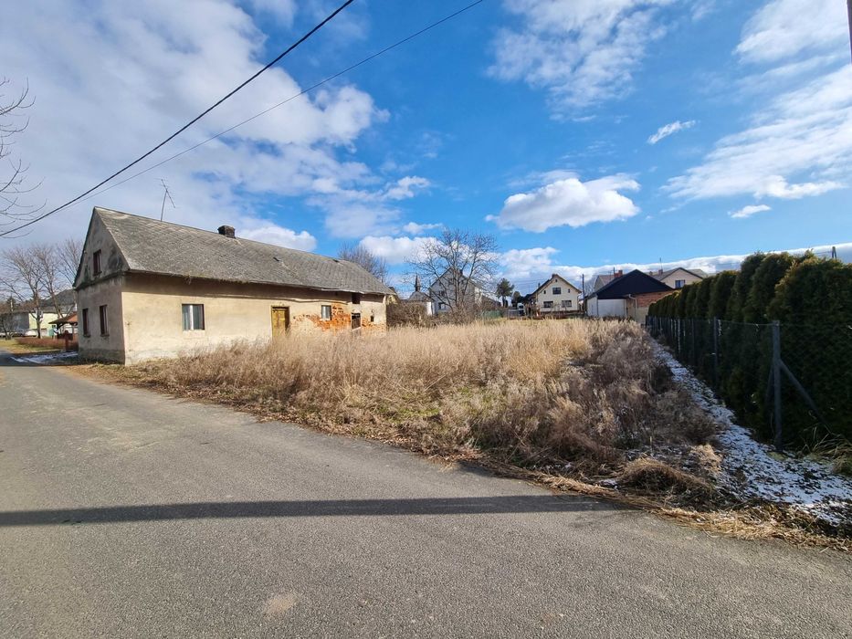 Dom z zabudową  i działka ok. 7 arów przy granicy czeskiej