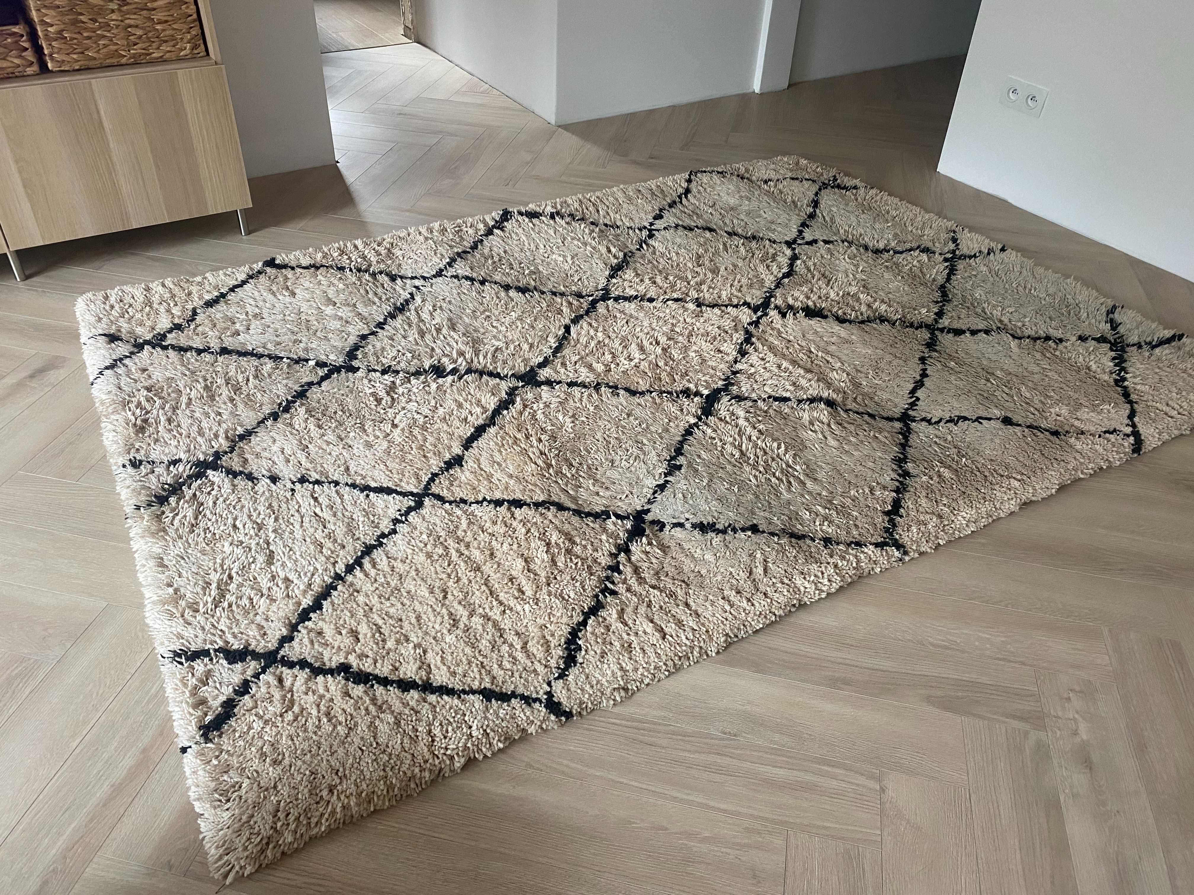 Dywan Westwing Naima 160x230 puszysty ręcznie tuflowany Duży długie wł