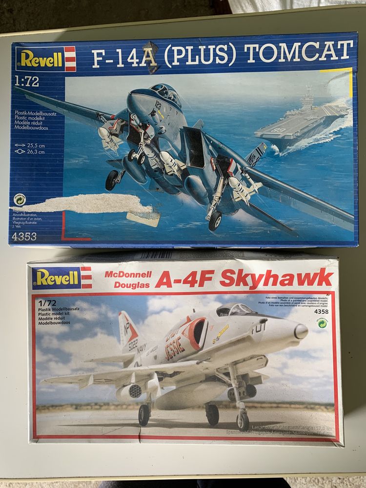 Avião modelismo Revell A-4F Skyhawk