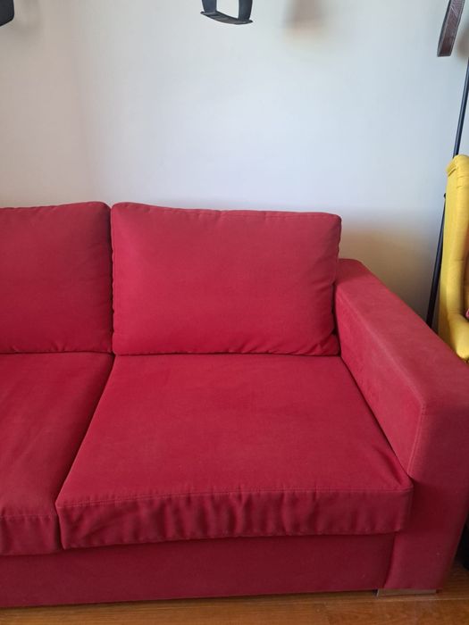Sofá Vermelho (Sofá Cama) em excelente estado