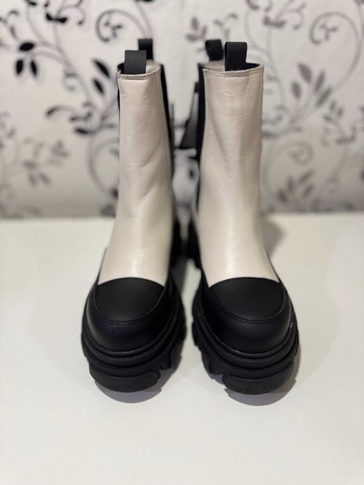 Жіночі чоботи Bianco Chelsea Boots, 37р.