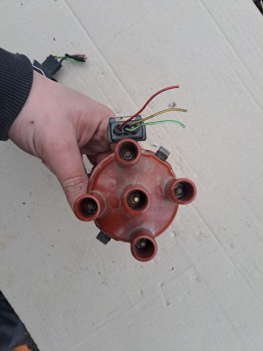 Трамблер фольцваген пассат гольф бора толедо сеат ауди 80