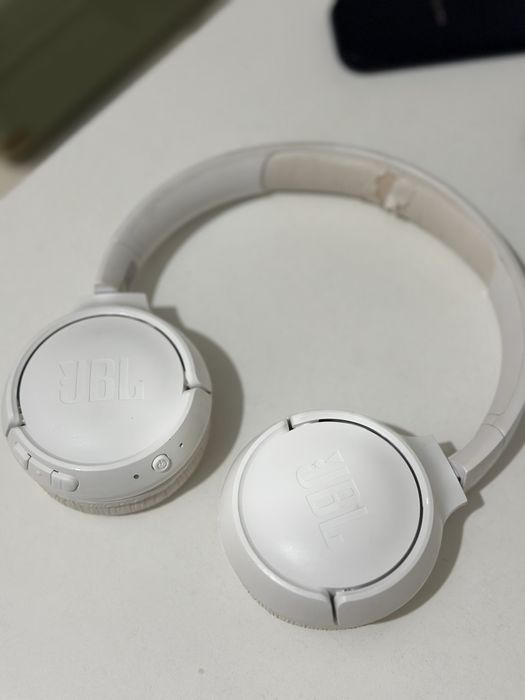 Auscutadores JBL sem fio