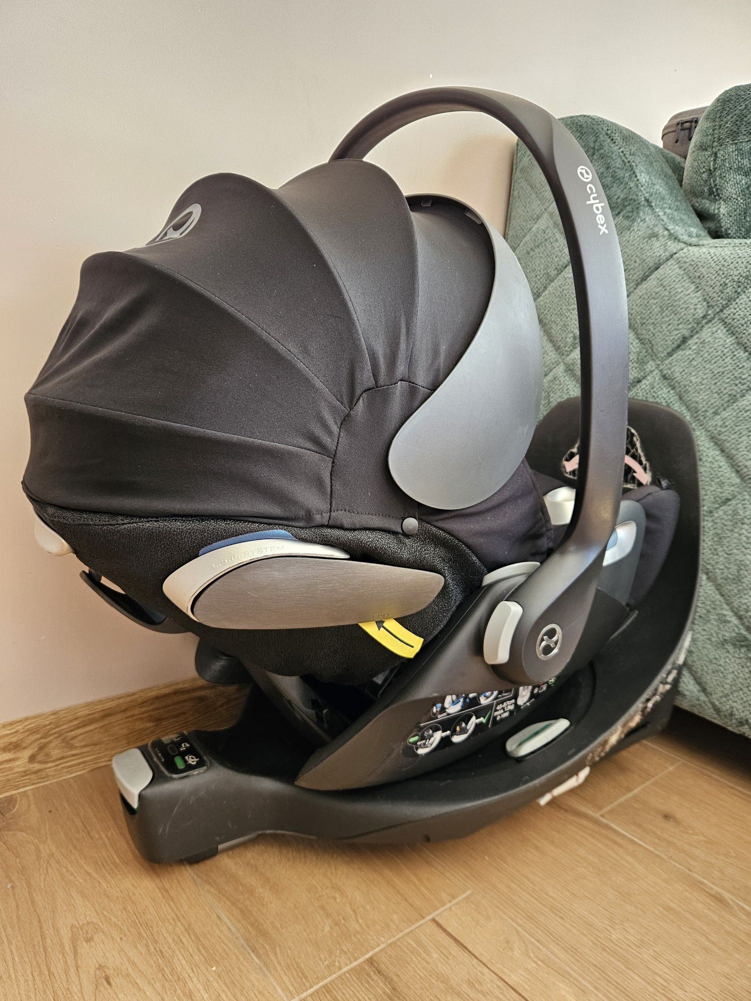 Fotelik Cybex Cloud Z i-Size + obrotowa baza ISOFIX Base Z