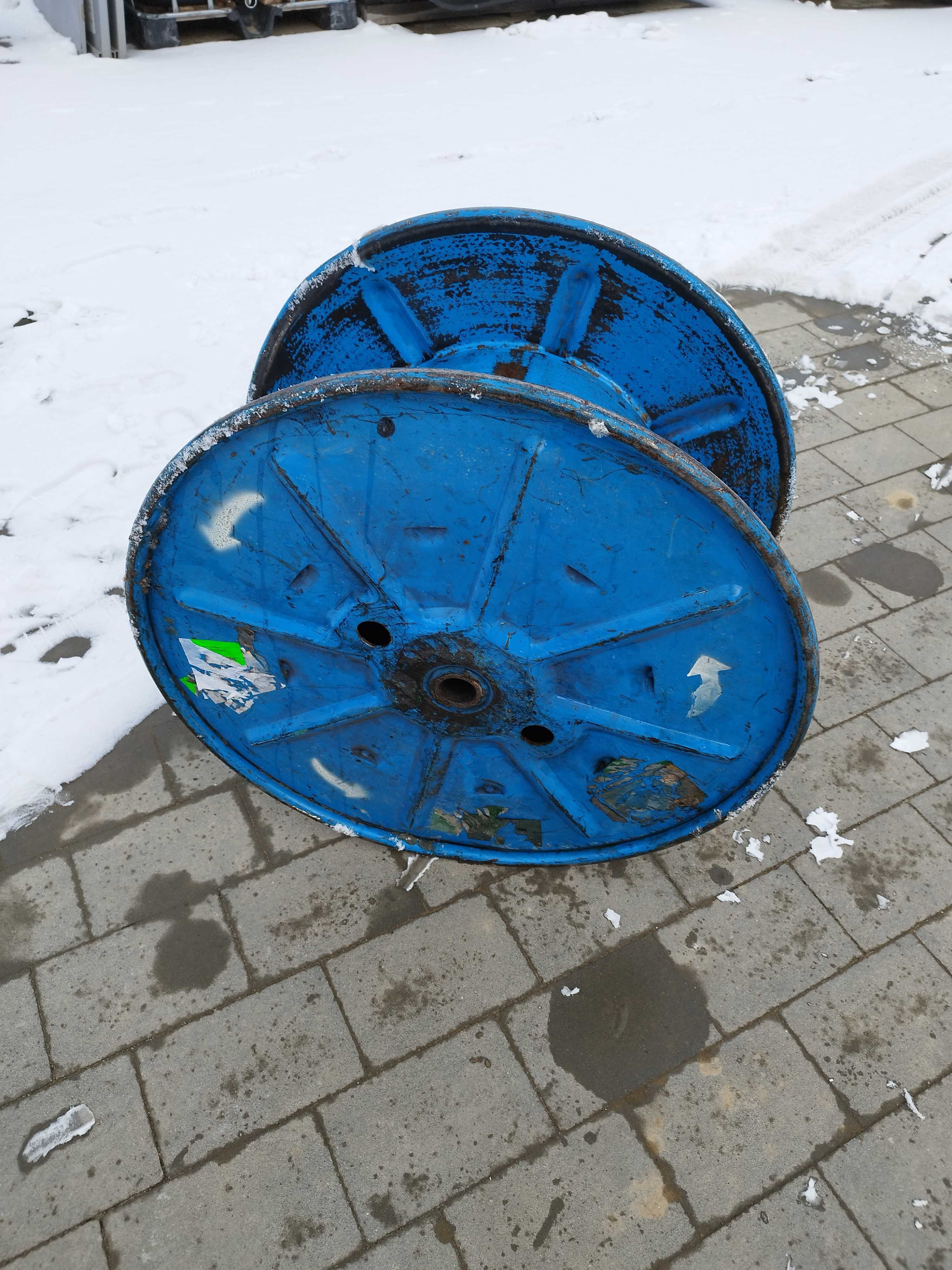 Szpula stalowa na kabel linę węże