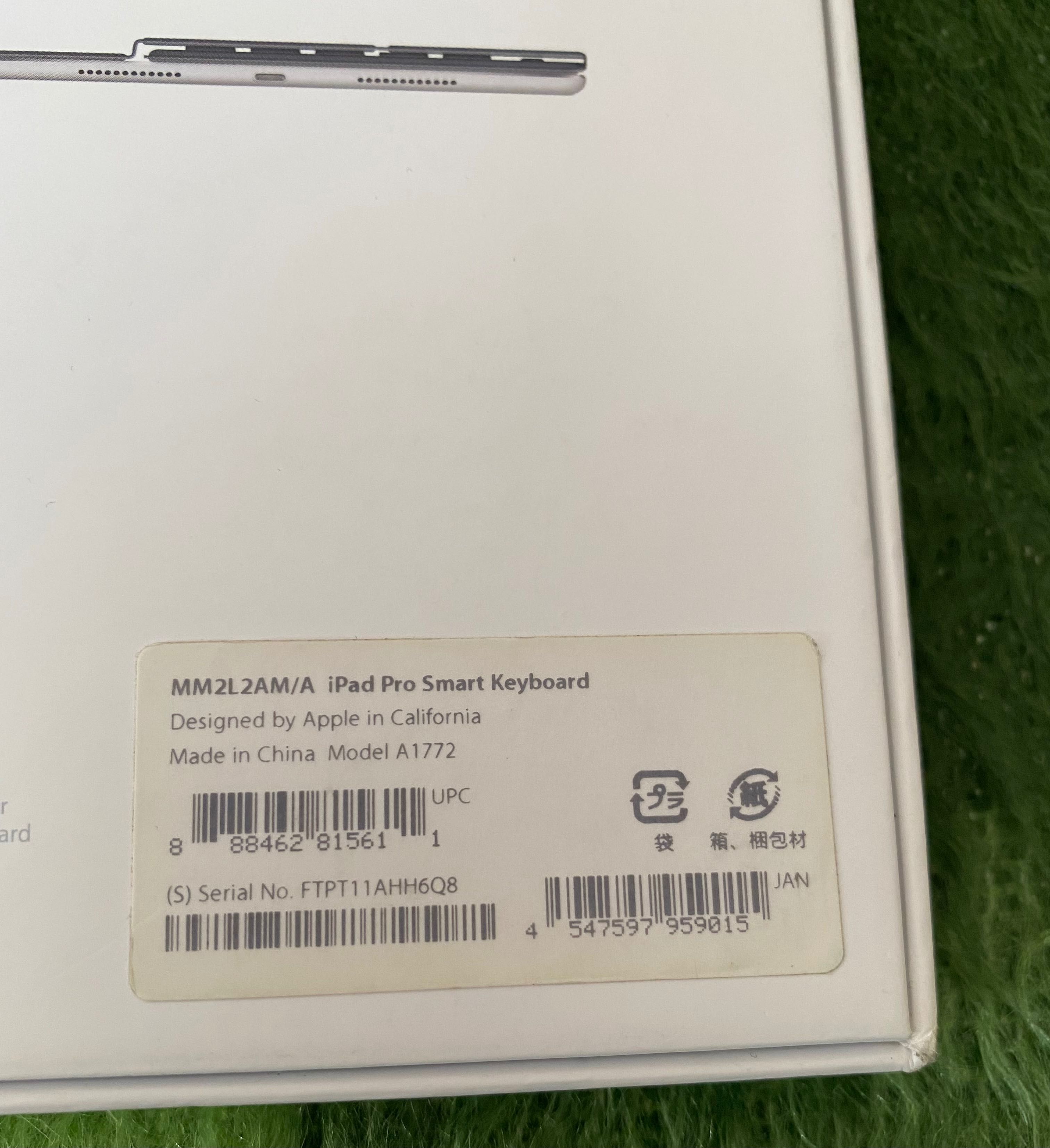 Клавиатура Apple IPad PRO 9.7 Smart Keyboard A1772 новая