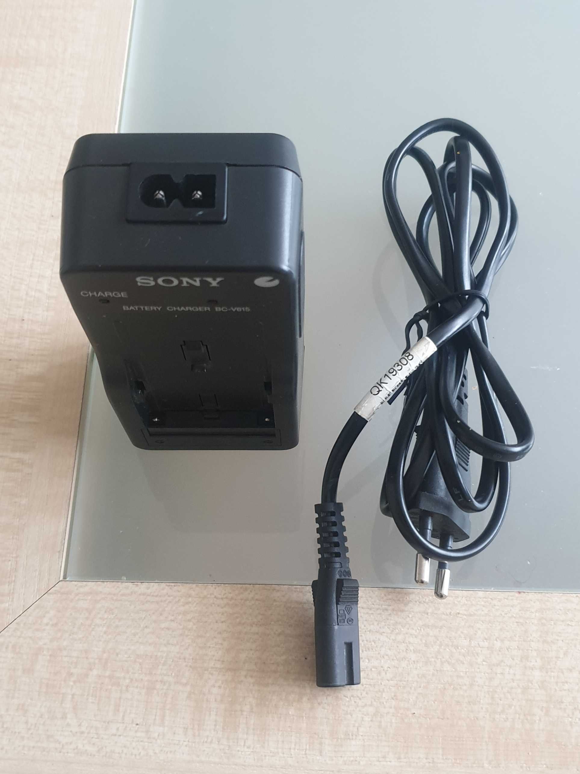 Ładowarka Sony BC-V615