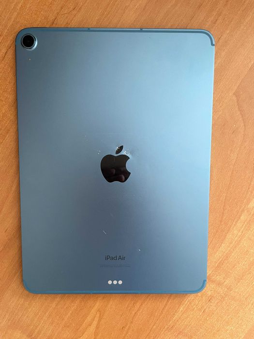 iPad Air 5 2022. 64gb. Wi-Fi+LTE. Процессор M1