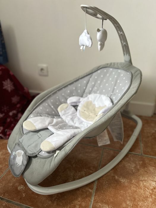 Espreguiçadeira de bebé em muito bom estado