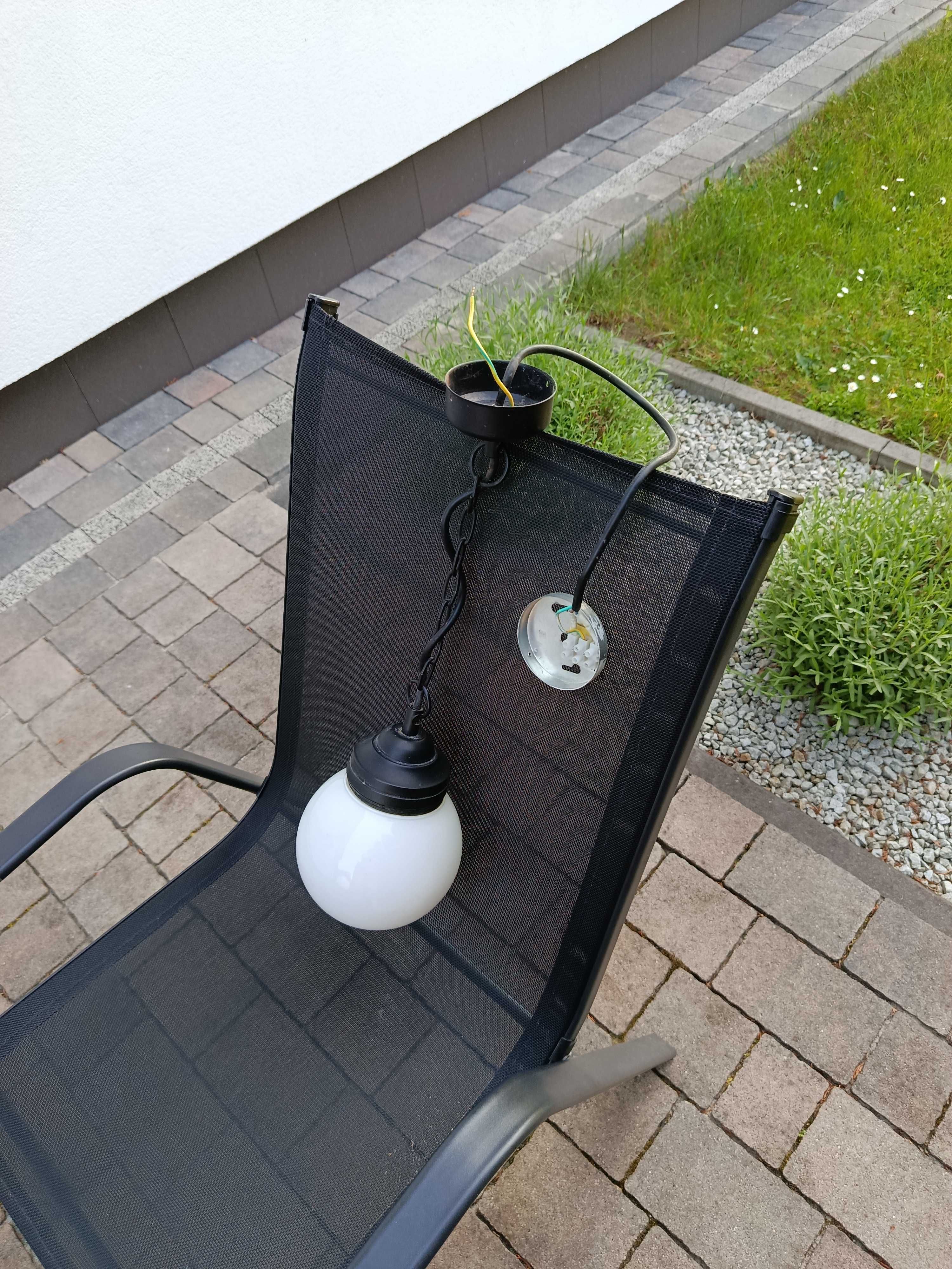 lampa wisząca zewnętrzna lub wewnętrzna