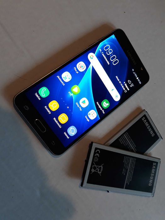 Samsung J7, 2016