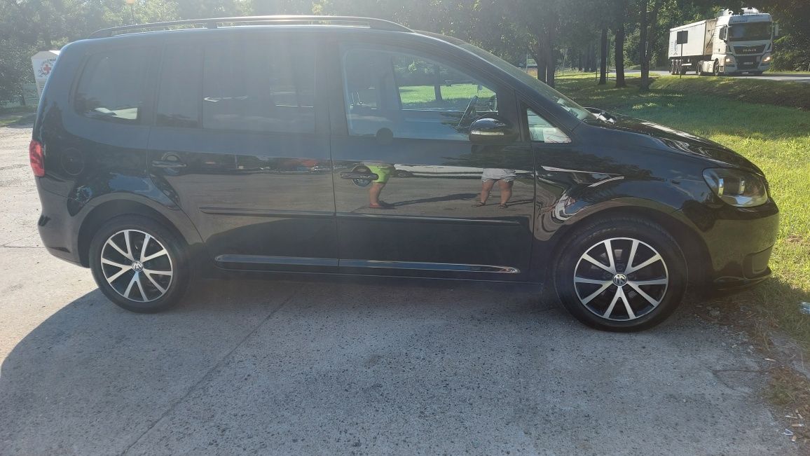 Samochód osobowy VW Touran