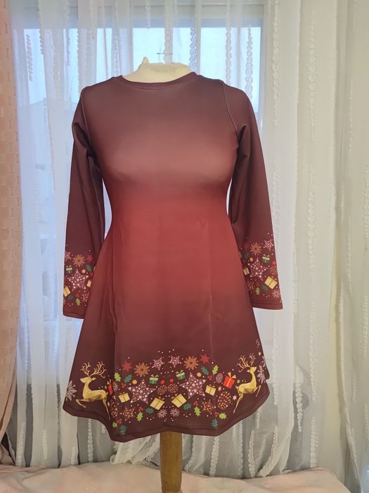 Sukienka świąteczna święta Mikołaj lekko ombre motywy świąteczne r 150