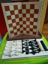 Минский набор. Красивые  с утяжелителями шахматы-шашки 42х42 см.