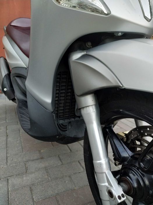 Скутер Piaggio Beverly 350 Sport Touring 2012 мощный  33л.с. инжектор