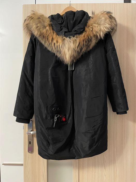 Sprzedam kurtkę zimową z futrem z jenota