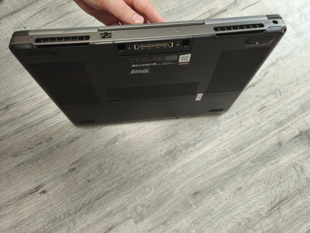 УЦІНКА!ігровий 32/512/GDDR5/SSD/FullHD/8ядер/ноутбук для ігр навчання