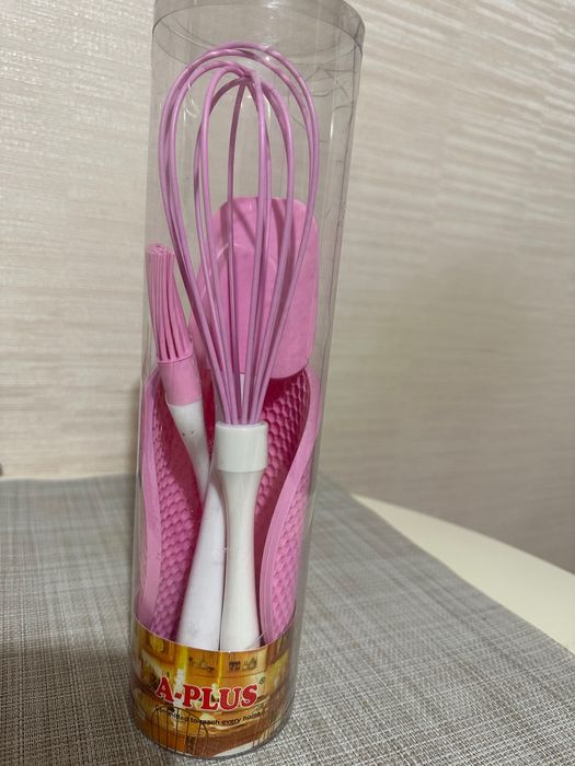 Кухонный набор A plus , лопатка подставка венчик кисточка