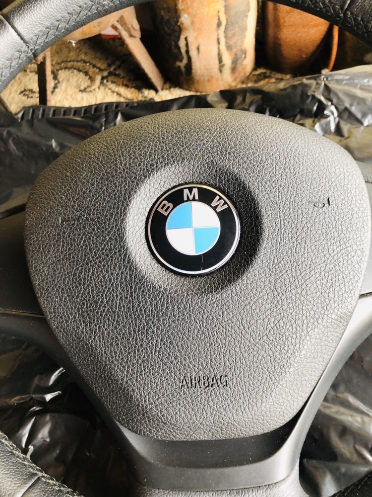 Volante BMW serie 1 de 2016, como novo
