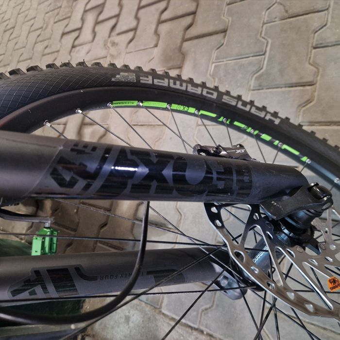 Rower elektryczny Cube