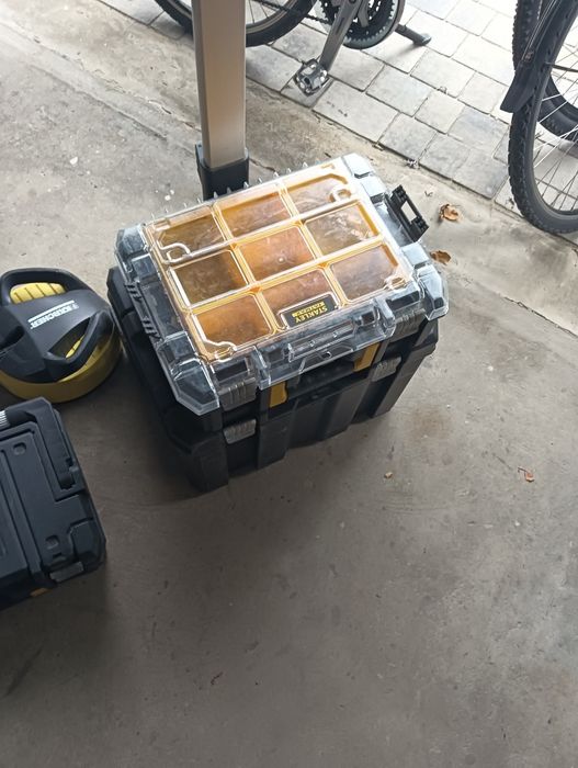 Skrzynka narzędziowa Stanley