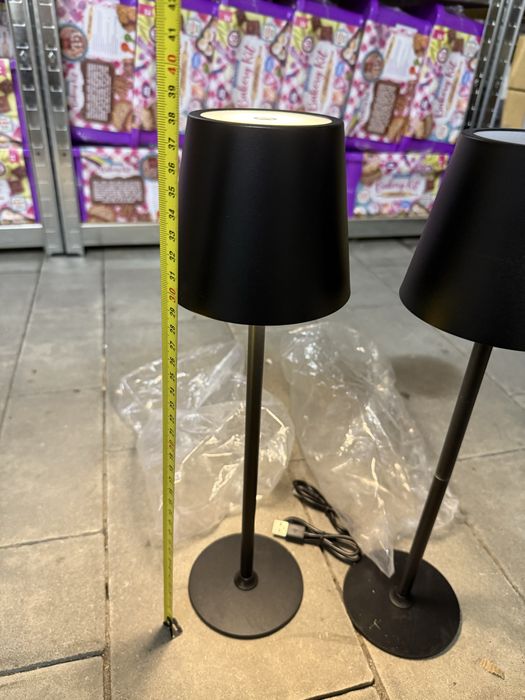 Zestaw dwóch czarnych lamp na USB
