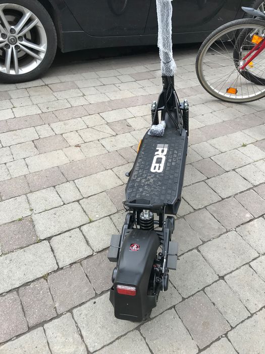 Електросамокат RCB