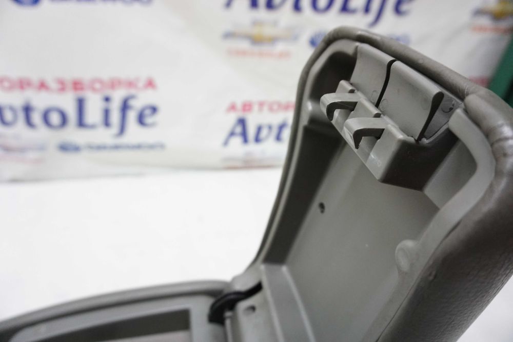 Підлокітник Chevrolet Evanda \ Шевроле Еванда