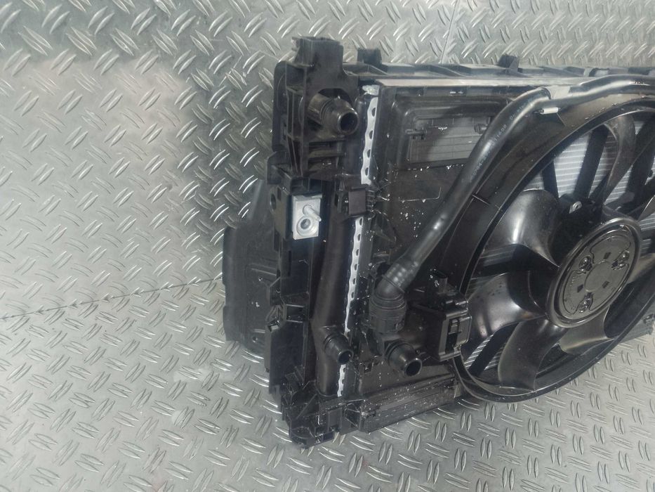 MERCEDES EQS W297 Передня панель, телевізор