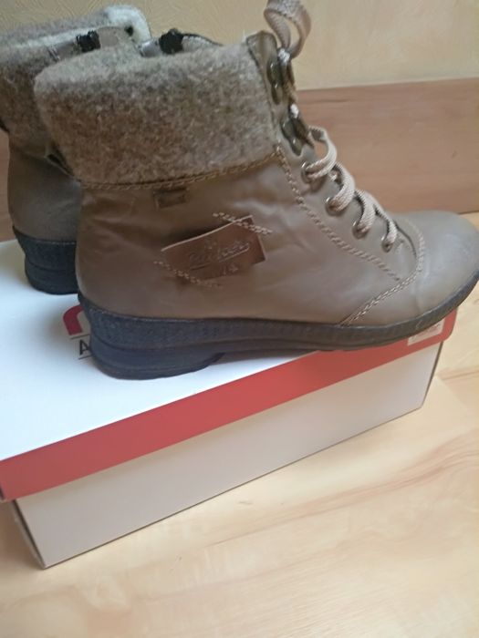 Черевики жіночі зимові