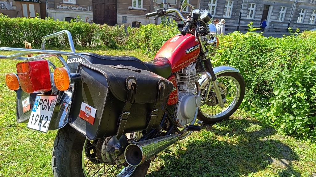 Motocykl Suzuki GN 250