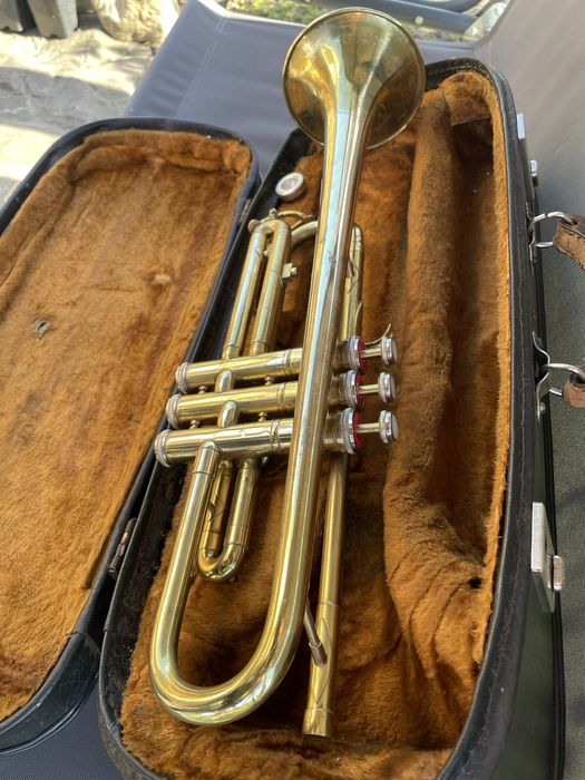 Продам духовий інструмент труба виробництво GDR