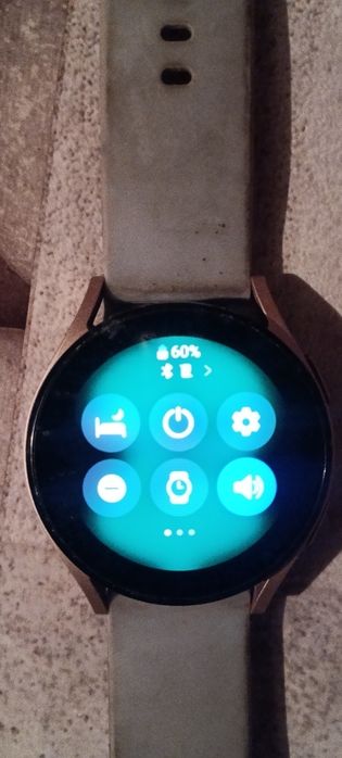 Смартчаси Samsung galaxy watch 4