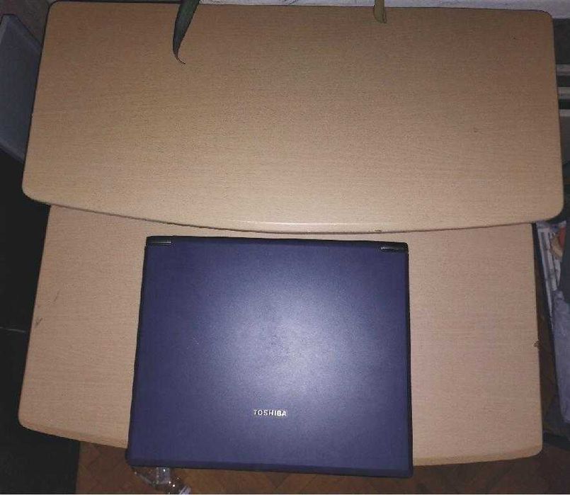 комп'ютерний стіл, розкладний 600грн