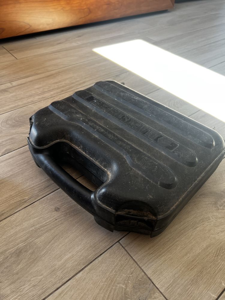 Berbequim black & Decker usado