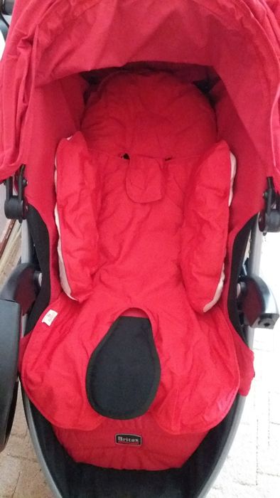 Продам прогулянкову коляску