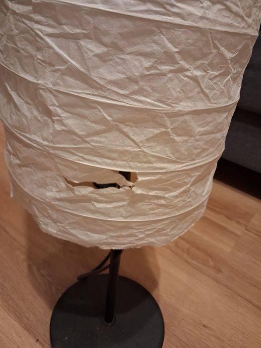 Stojąca lampa Ikea papierowa