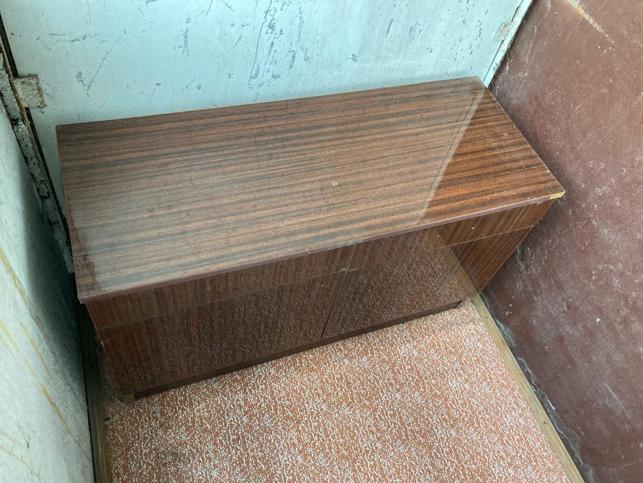 тумба для взуття або  під телевізор лакірована