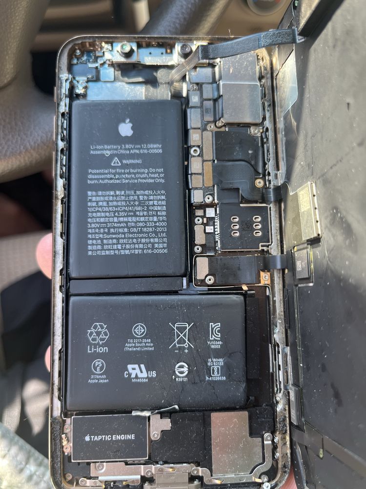 iPhone xs max плата материнська