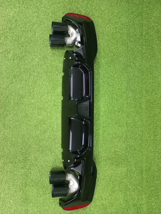 Накладка заднього бампера Дифузор BMW G30 5-series M5 CS